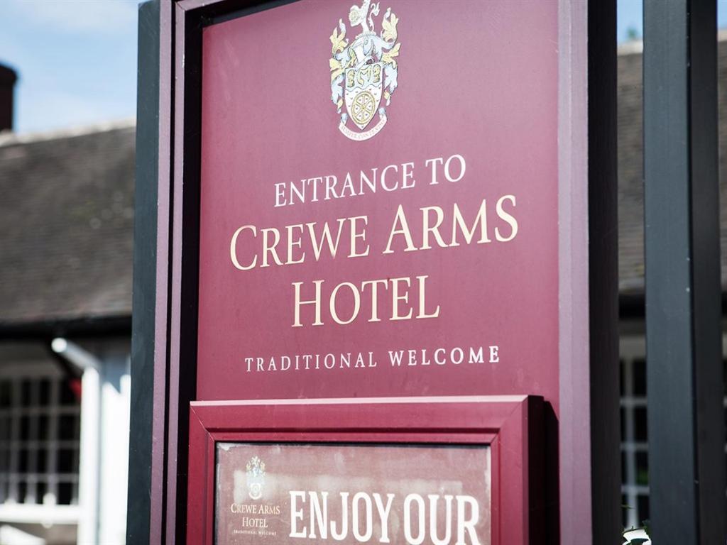 The Crewe Arms Hotel Exterior foto
